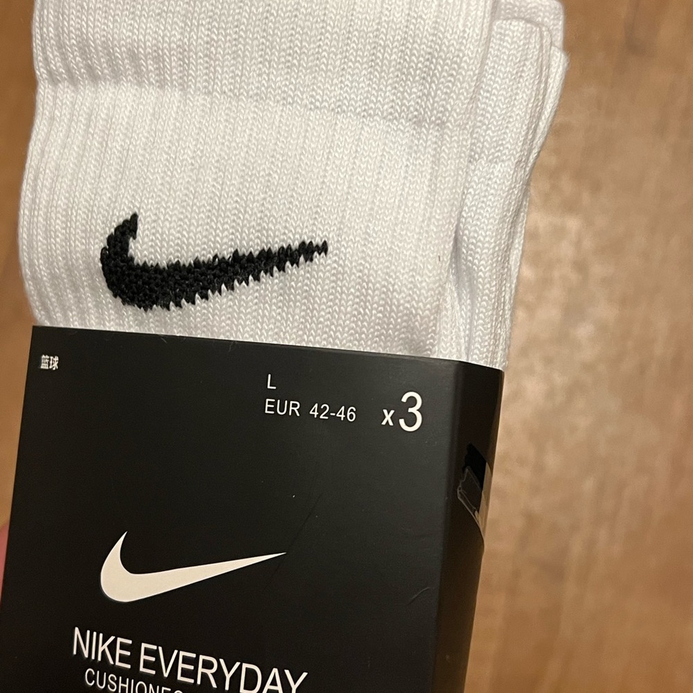 3 PACK - Nike Socks White Brand New - Picture 2 of 3